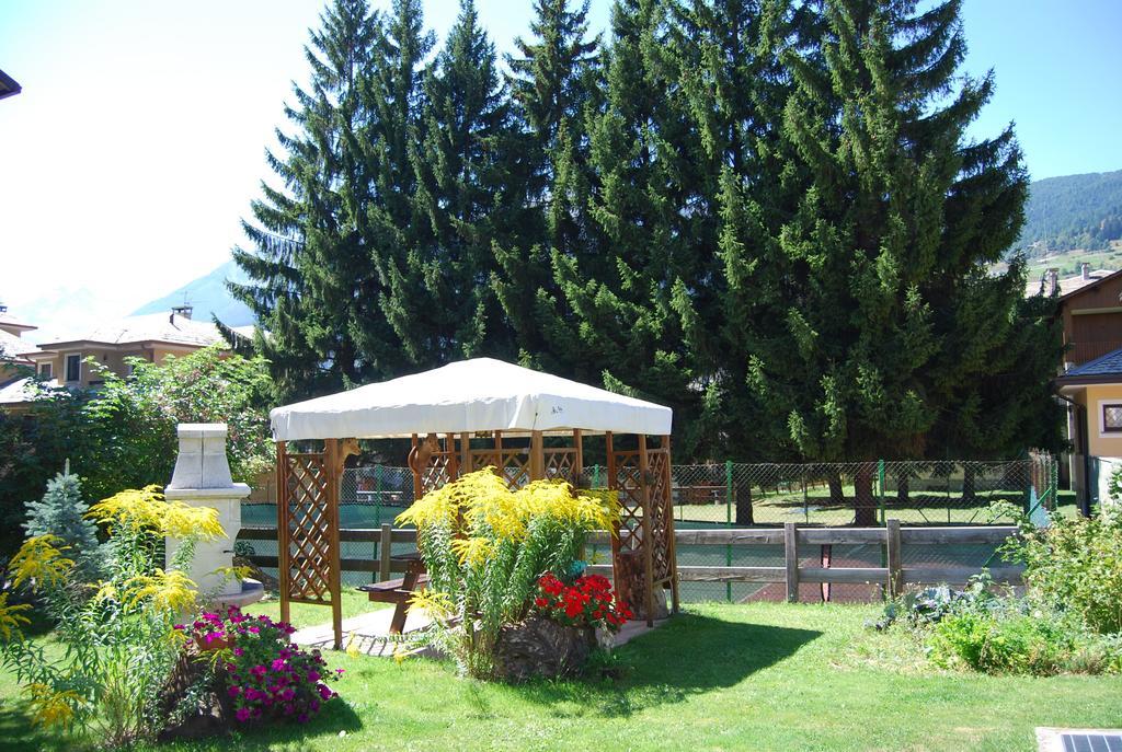 Chalet Gardenia Bormio Bagian luar foto