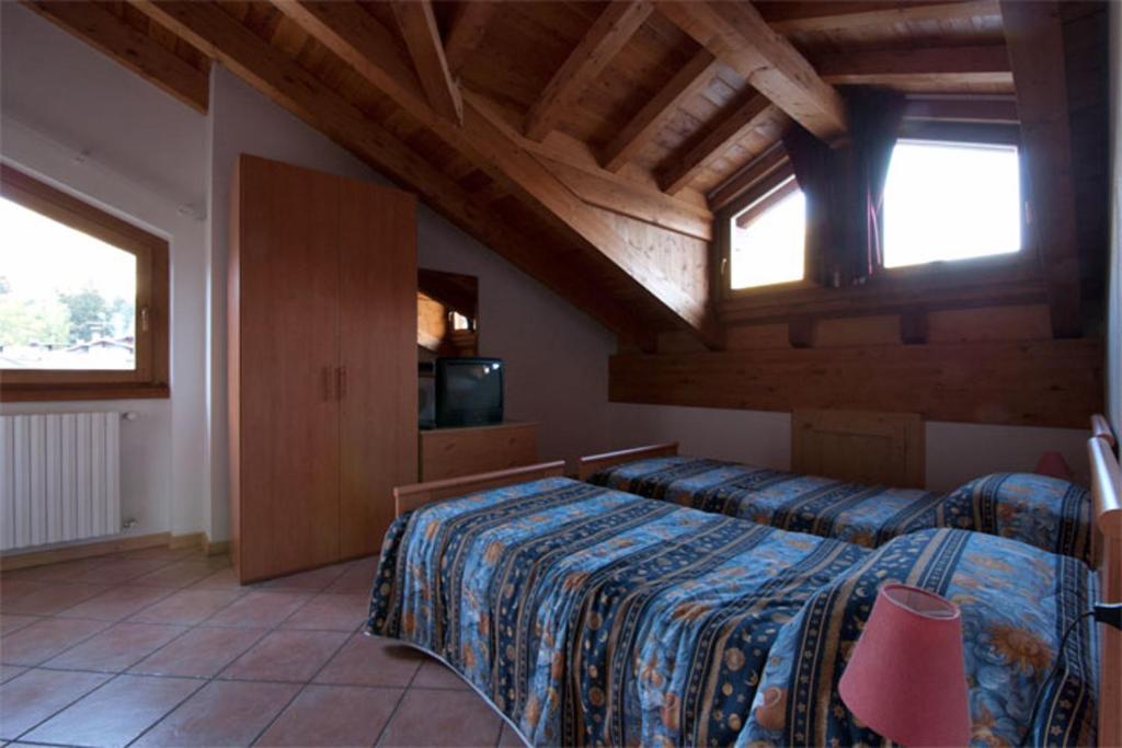 Chalet Gardenia Bormio Ruang foto