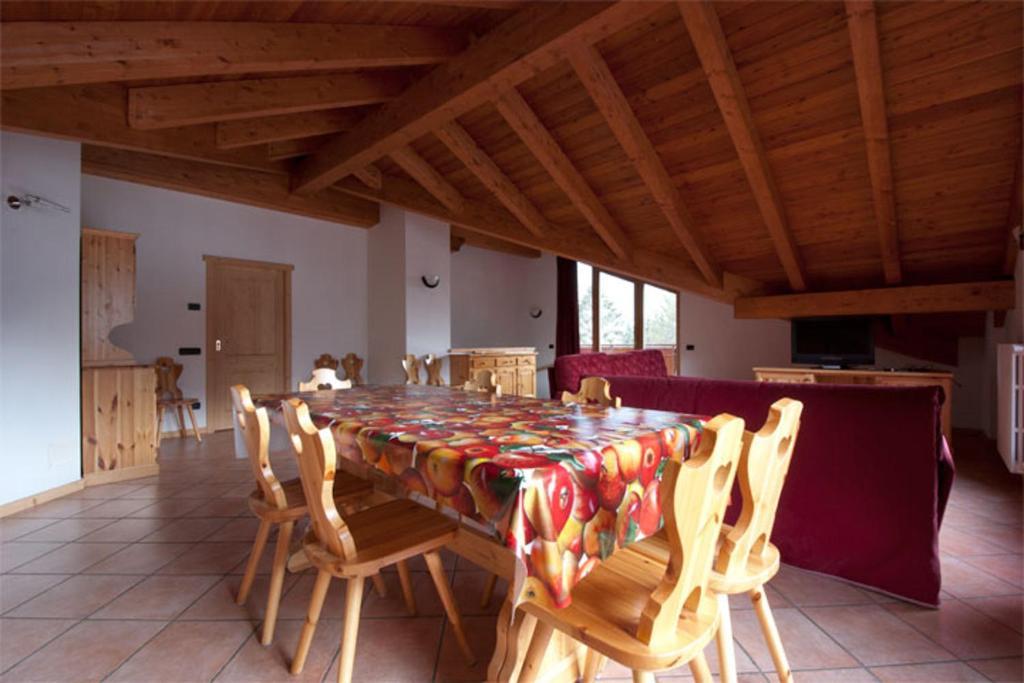 Chalet Gardenia Bormio Ruang foto